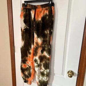 HYFVE Ladies Medium Tie Dye Corderoy Joggers NWT!!